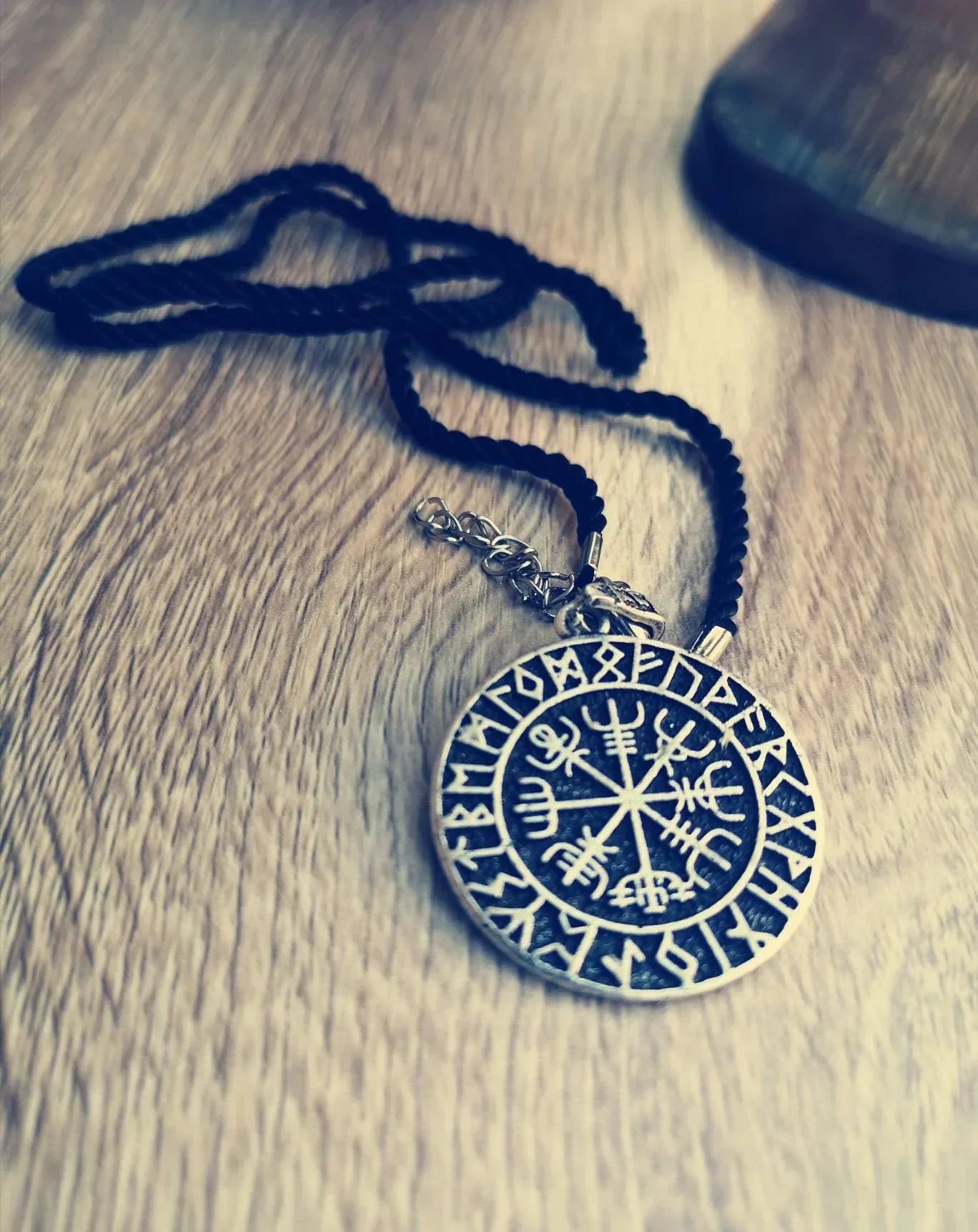 Viking Pendant Necklace For Women Norse Symbol Necklace - Medieval Circle Pendant Necklace Jewelry For Women Medieval Jewelry Gift - Lazzy Panda