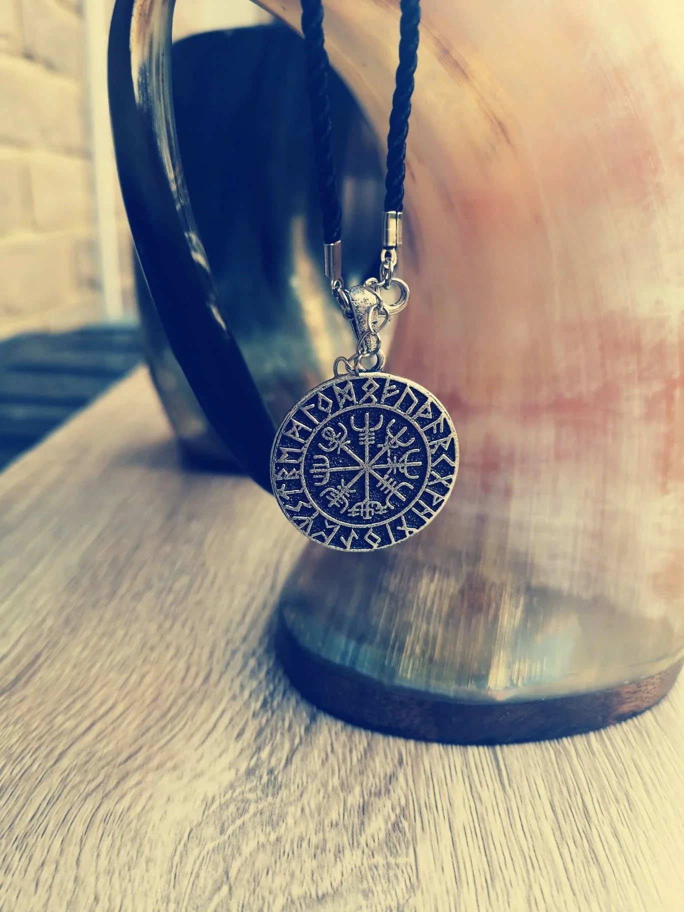 Viking Pendant Necklace For Women Norse Symbol Necklace - Medieval Circle Pendant Necklace Jewelry For Women Medieval Jewelry Gift - Lazzy Panda
